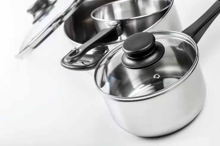 Horeca Hut | Stainless Steel vs Aluminum Cookware for Coffee Shop Kitchens stainless steel vs aluminum cookware